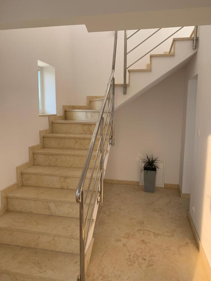 Viktoria House Villa Odorheiu Secuiesc Dış mekan fotoğraf